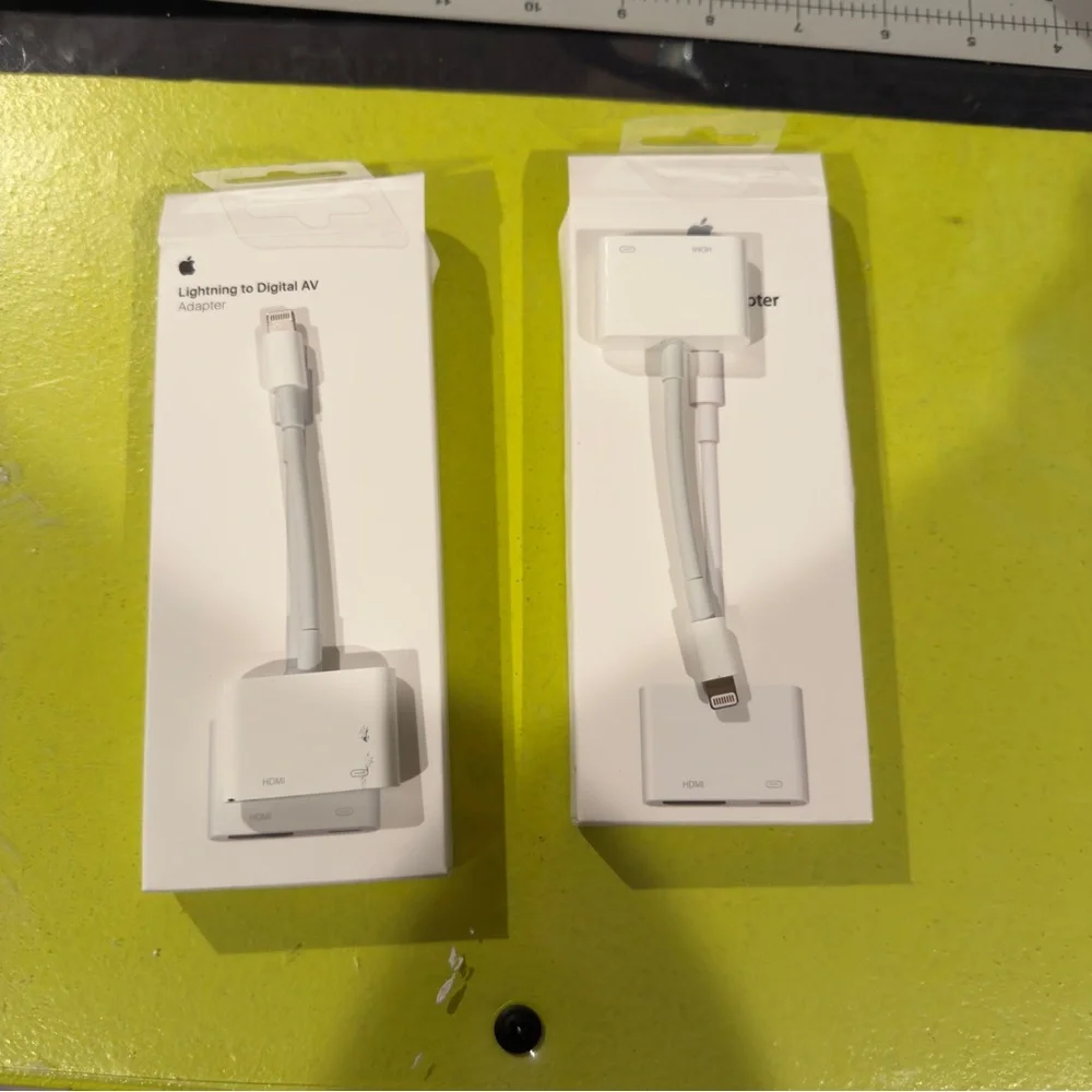 Apple Lightning to Digital AV Adapter. 2x of them. HDMI Adapter